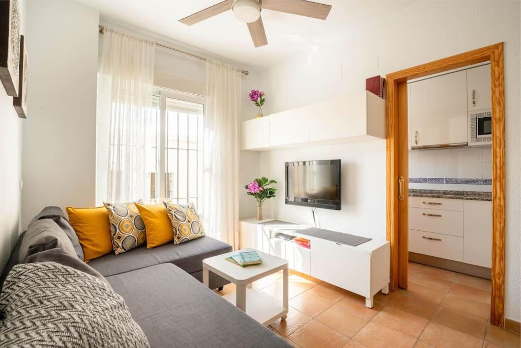Apartamento Centro Rota. 2 Minutos De La Playa.. Eksteriør billede