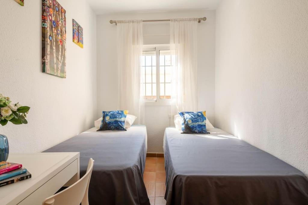 Apartamento Centro Rota. 2 Minutos De La Playa.. Eksteriør billede